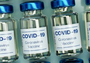 В Уйском районе продолжается вакцинация населения от COVID-19