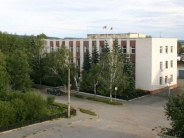 Администрация Уйского района на неделю закрывает свои двери