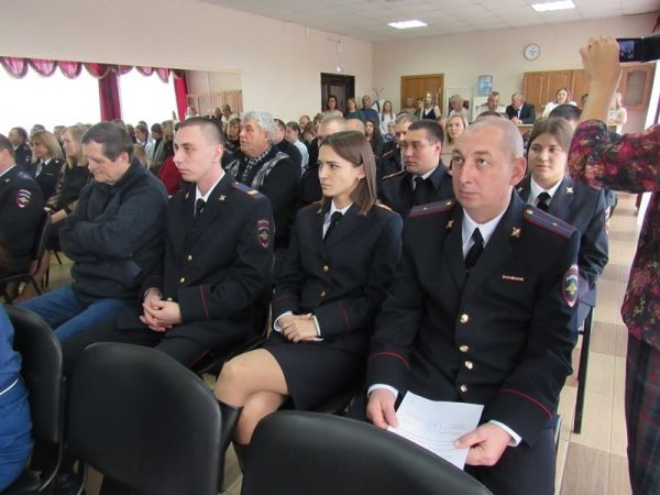 В Уйском отметили  День сотрудника органов внутренних дел РФ