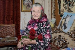 Жительница Уйского района родилась в один день с Челябинской областью