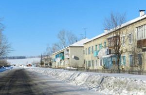 В Мирном убрали наледь с улиц