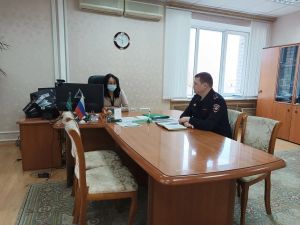 Полицейские Уйского округа провели профилактическую беседу с сотрудниками банков