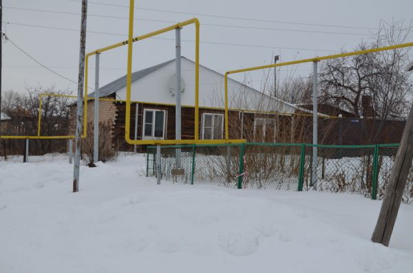 В Белово и Токмасском прорвало водопровод