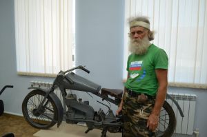 Уйский район посетил велопутешественник из Миасса