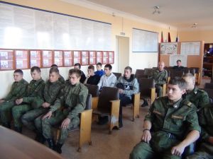 Полицейские Уйского района встретились со студентами Уйского филиала