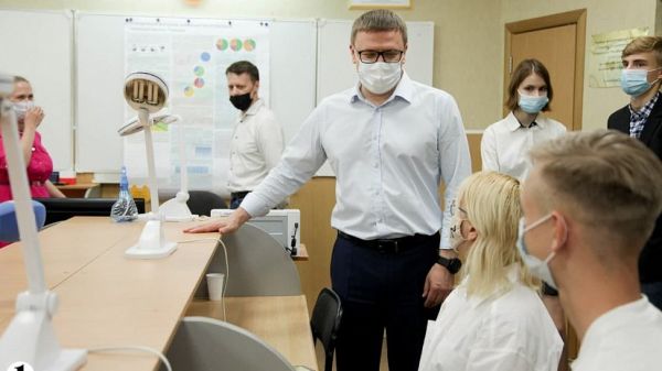 Губернатор региона Алексей Текслер посетил физико &ndash; математический лицей в Челябинске