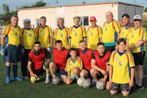 В Уйском, на стадионе &laquo;Юность&raquo; состоялась товарищеская встреча по футболу