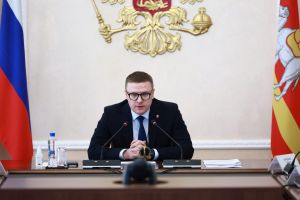 Губернатор Алексей Текслер с представителями ведомств обсудил летнюю оздоровительную кампанию
