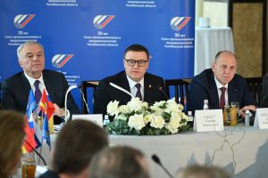 Губернатор Алексей Текслер участвовал в заседании Союза промышленников и предпринимателей