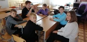 Шестиклассники Уйской школы запустили проект &laquo;Своих не бросаем&raquo;