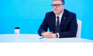 Уйчанка задала вопрос губернатору Алексею Текслеру о строительстве ФОКа