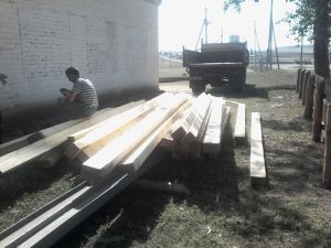 В Булатово ремонтируют сельский клуб