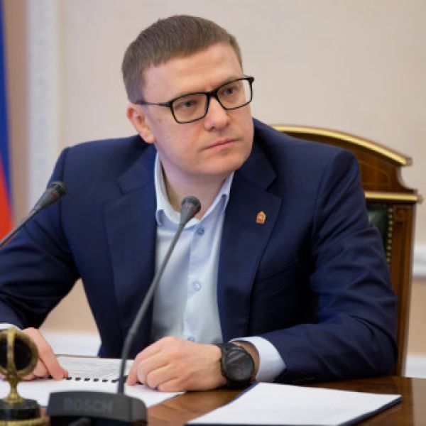 Алексей Текслер встретился с представителями движения КВН
