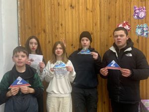 Кумлякские школьники написали весточки бойцам, находящимся &laquo;за ленточкой&raquo;