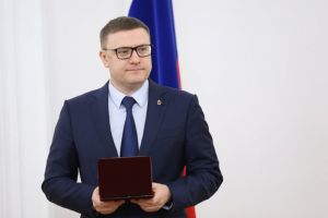 Алексей Текслер поздравил с Днем защитника Отечества