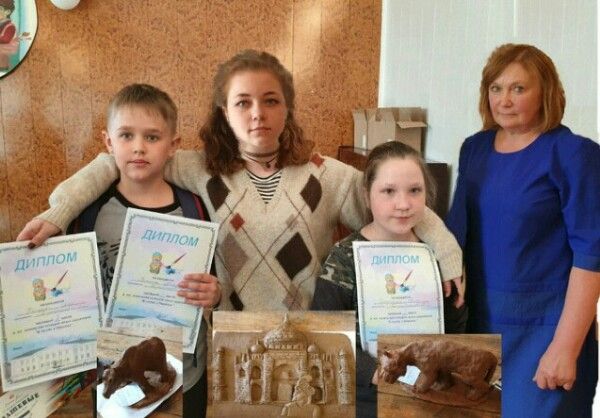 Юные скульпторы Уйского района показали свой талант на зональном конкурсе