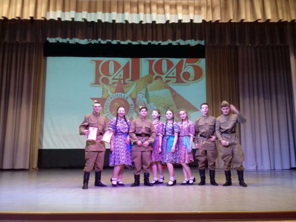 На сцене ДК &laquo;Колос&raquo; состоялся районный фестиваль &laquo;Вальс Победы&raquo;