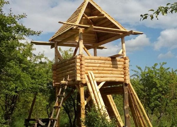 В историческом парке Челябинска реконструировали Уйскую крепость