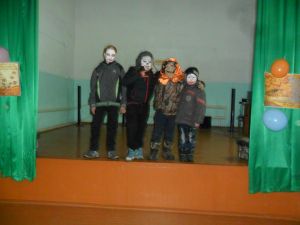 Осенний бал в масках «Хэллоуин» прошел в Воронинском сельском клубе