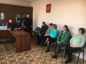 Полицейские Уйского района сейчас проводят акцию &laquo;Останови мошенника&raquo;