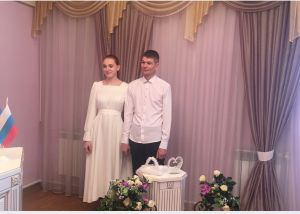 Сегодня в Уйском в &laquo;зеркальную&raquo; дату поженились три пары