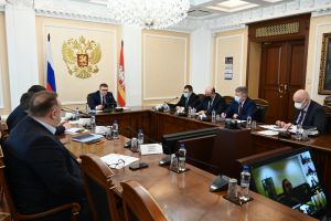 Алексей Текслер поручил главам городов и районов провести субботники до майских праздников