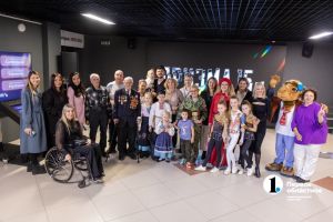 Уйчане побывали на закрытии выставки &laquo;Призма 15/90&raquo;