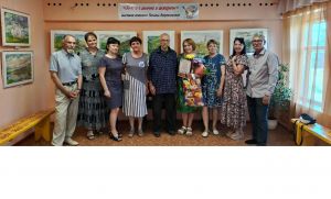 В Уйском в Доме народного творчества открылась новая выставка
