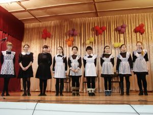 В Мирненской школе прошел конкурс «Коса – девичья краса»