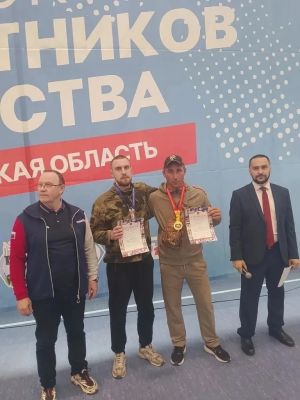 Ветеран СВО из Кидыша занял 1 место в личном первенстве по армрестлингу в региональном состязании