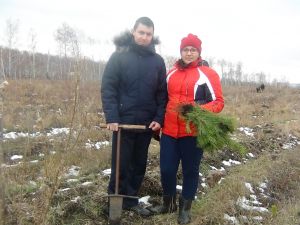 В Уйском полицейские провели экологическую акцию