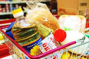 В Петропавловке раздали продуктовые наборы
