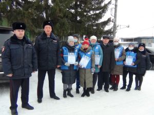 В Уйском наградили представителей добровольных народных дружин