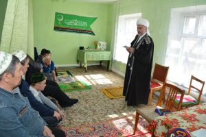 Представители Регионального управления мусульман посетили в Уйском здание, где в будущем появится мечеть
