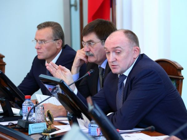 Борис Дубровский поручил муниципалитетам готовиться к строительству дорог