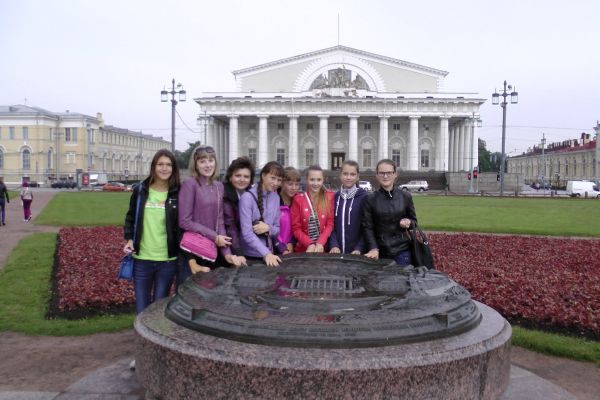 Старшеклассники Уйского побывали в Санкт-Петербурге