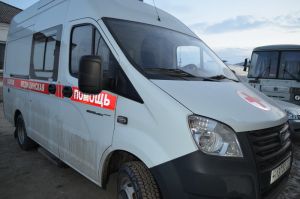 Автопарк центральной больницы в Уйском пополнился двумя автомобилями