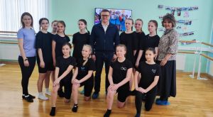Алексей Текслер: В Вандышевской школе отремонтируют спортивную площадку