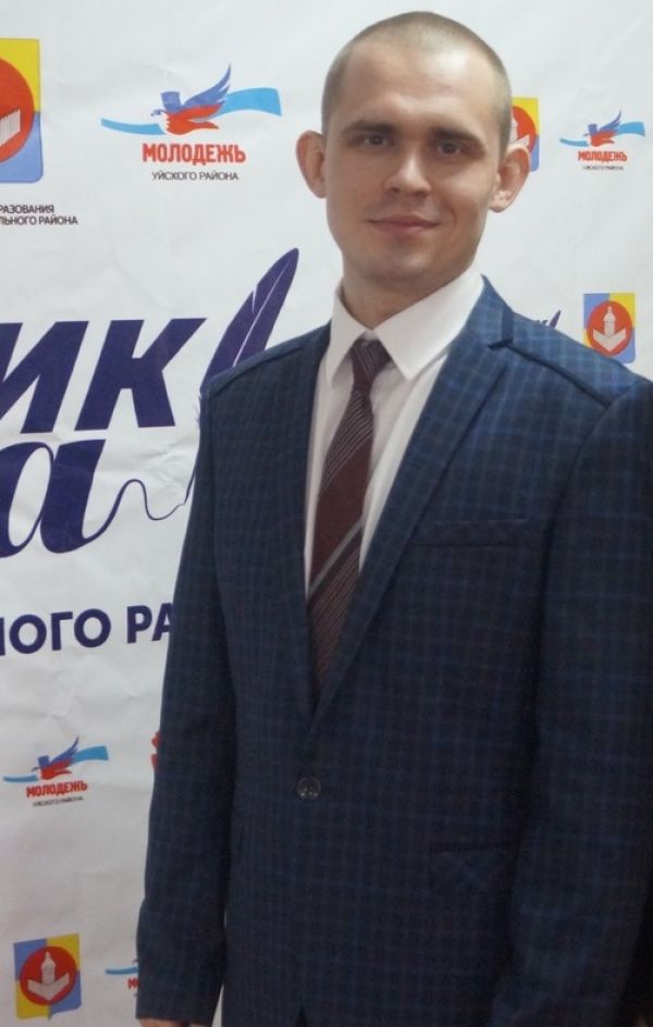 Масловской школой руководит молодой директор