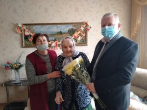 Жительница из Уйского отметила 95-летний юбилей