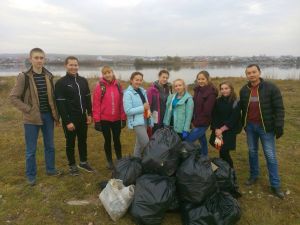 Волонтеры Уйского продолжили акцию «Чистое село»