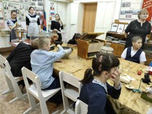 Музей Мирненской школы стал призером областного конкурса