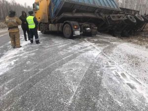Из-за гололеда в Уйском районе в один день произошли два ДТП