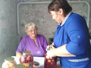 В Челябинской области соцработники получат выплаты