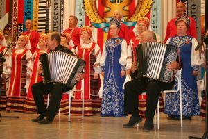 Уйский народный коллектив хор современной русской песни отметил 40–летний юбилей