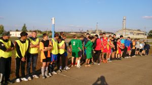 На стадионе «Юность» в Уйском прошли соревнования по стритболу и мини-футболу