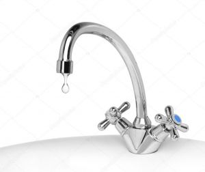 В Уйском не хватает воды