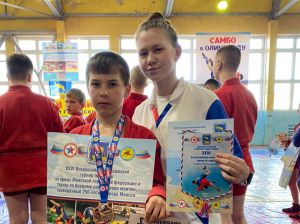 Уйские самбисты стали призерами Всероссийских соревнований