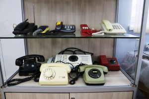 В Уйском краеведческом музее представлена выставка «Секреты старого телефона»