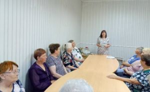 В Уйском  люди старшего поколения поговорили о том, как обезопасить себя от мошенников